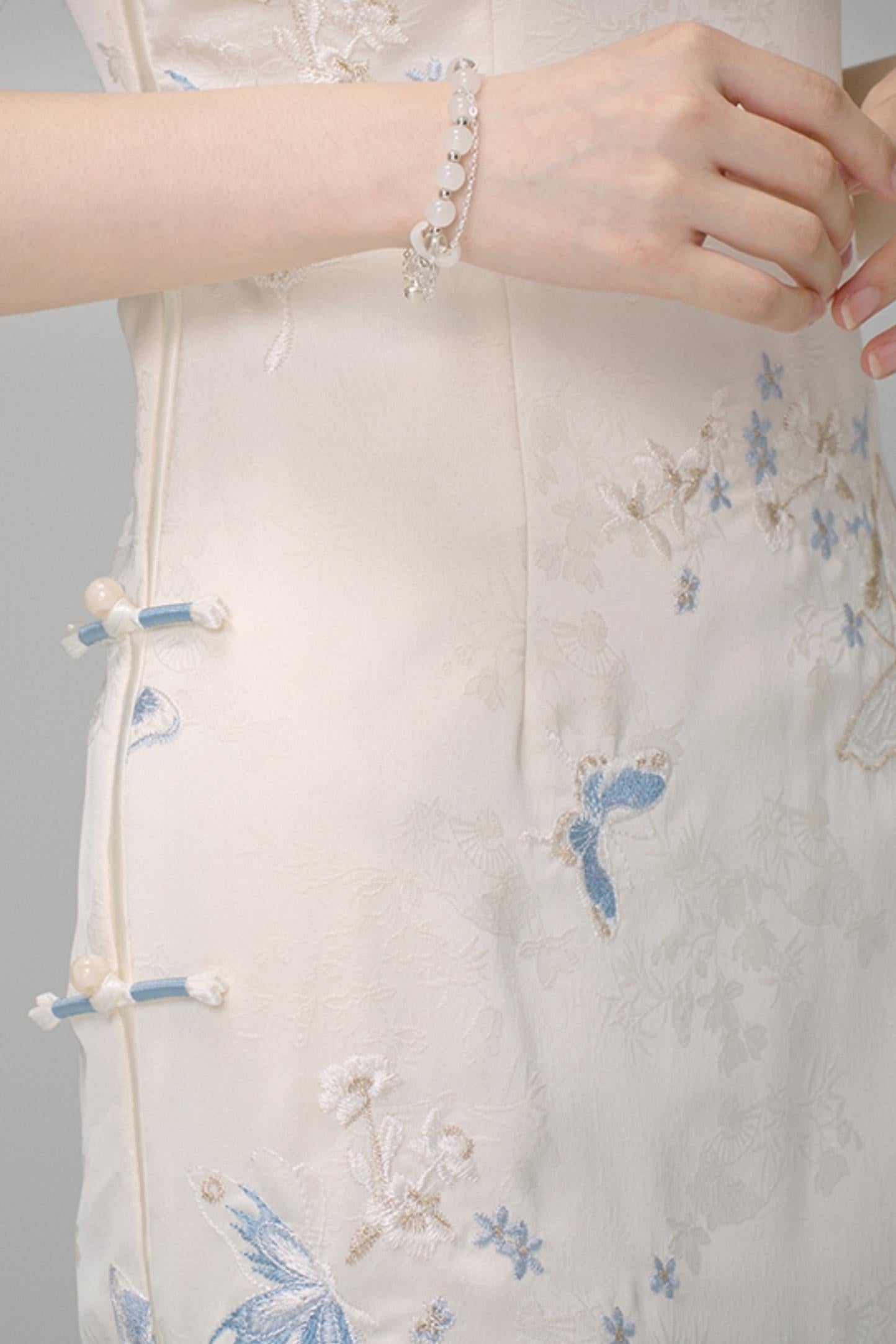 Chinese Style Embroidered Short Sleeve Dress