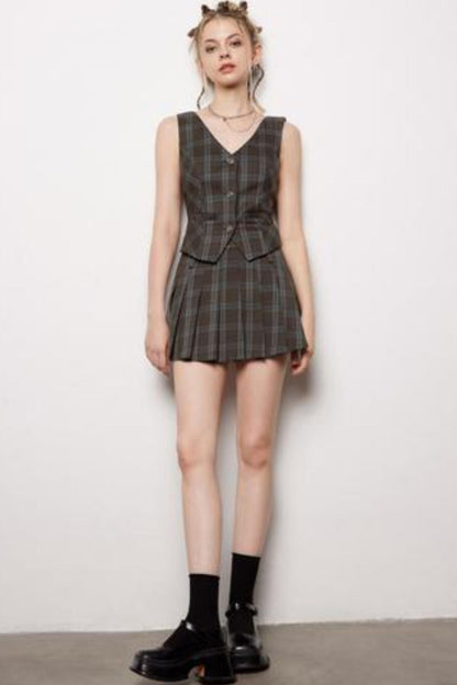 Slim Fit V-Neck Vest