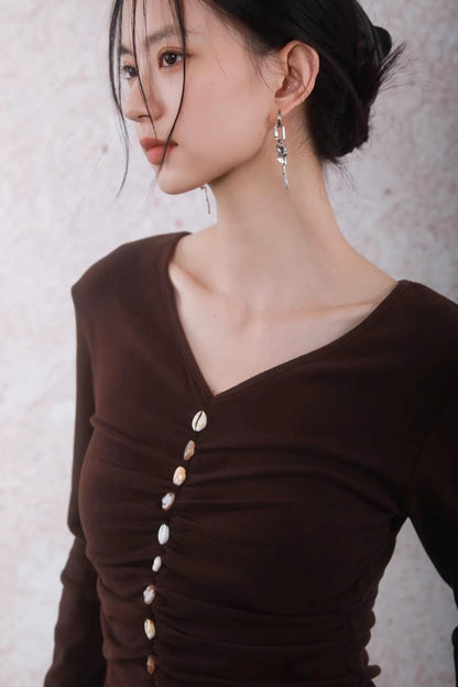 Caramel Coffee Shell Buckle Streamer Top