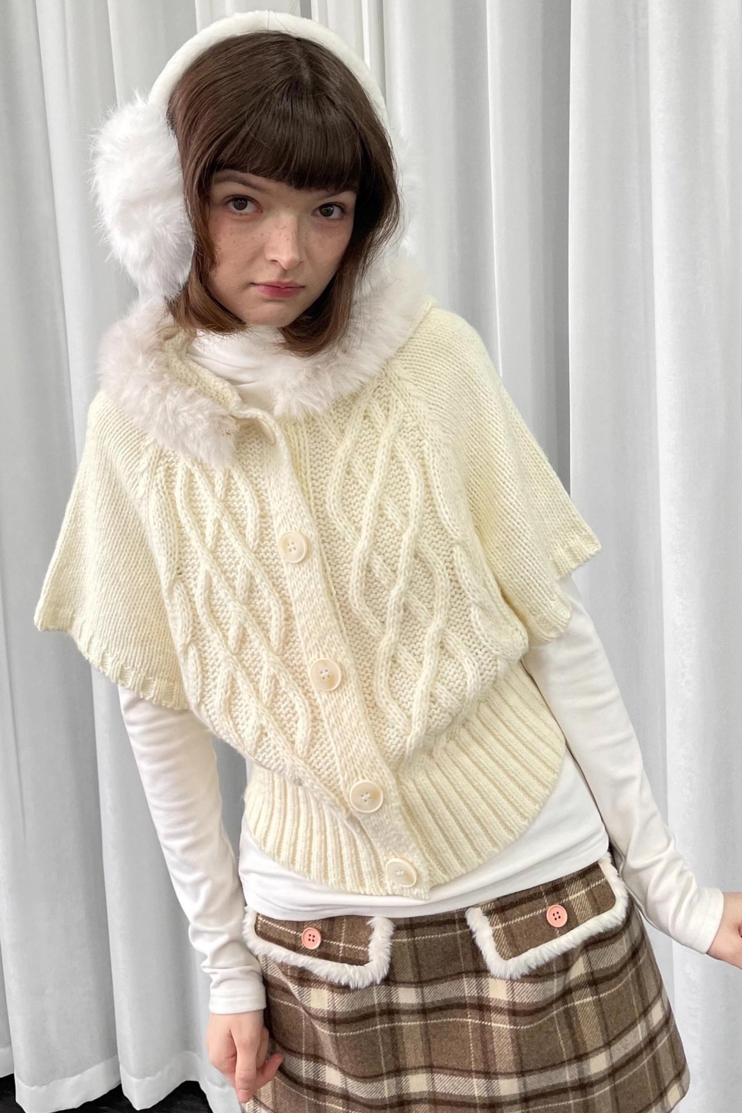 Off-White Fur Collar Knit Sweater Jacket