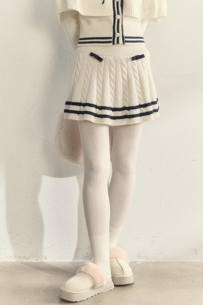 Vintage Navy Twist-Knit Cape Sweater Set-Up