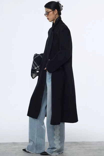 Lace Print Raw Hem Jeans