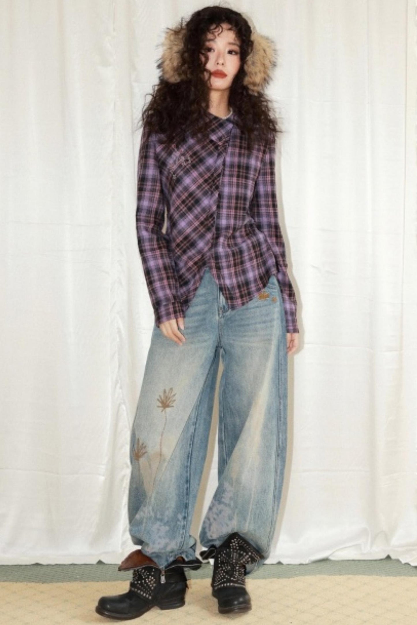 Flaming Flower Distressed Jeans