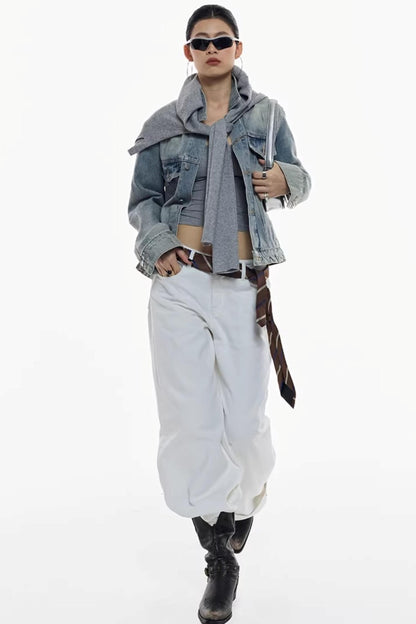 Handgefertigte Jeansjacke mit Silberverzierung