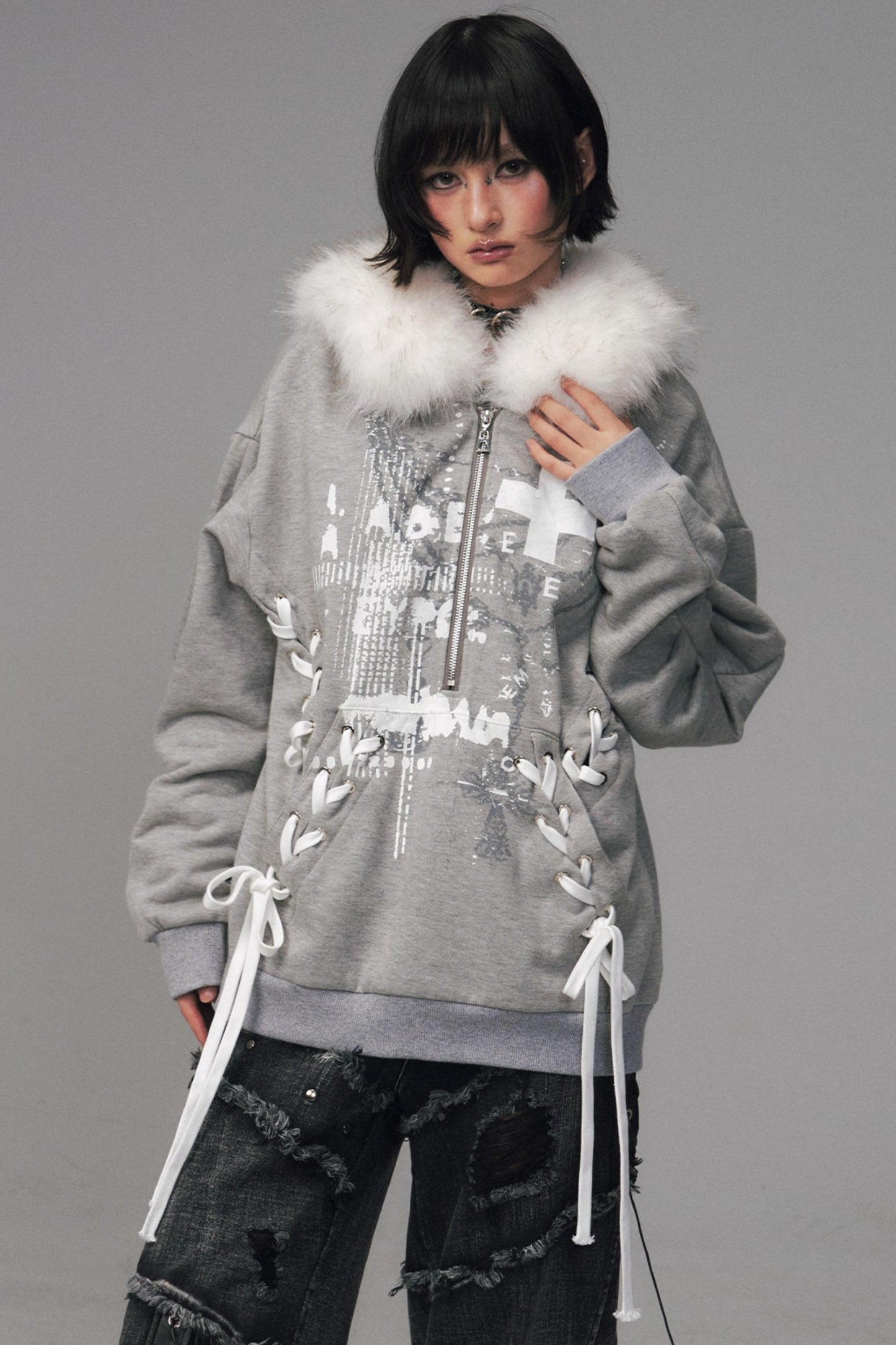 Back Garden Light Zipper Heavy Top