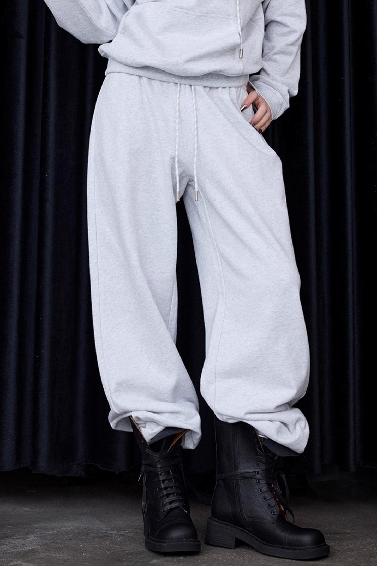 Grey Winter Pullover Sweatshirt Set-Up