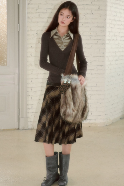 Fake Two-Patchwork Lapel Knit Top