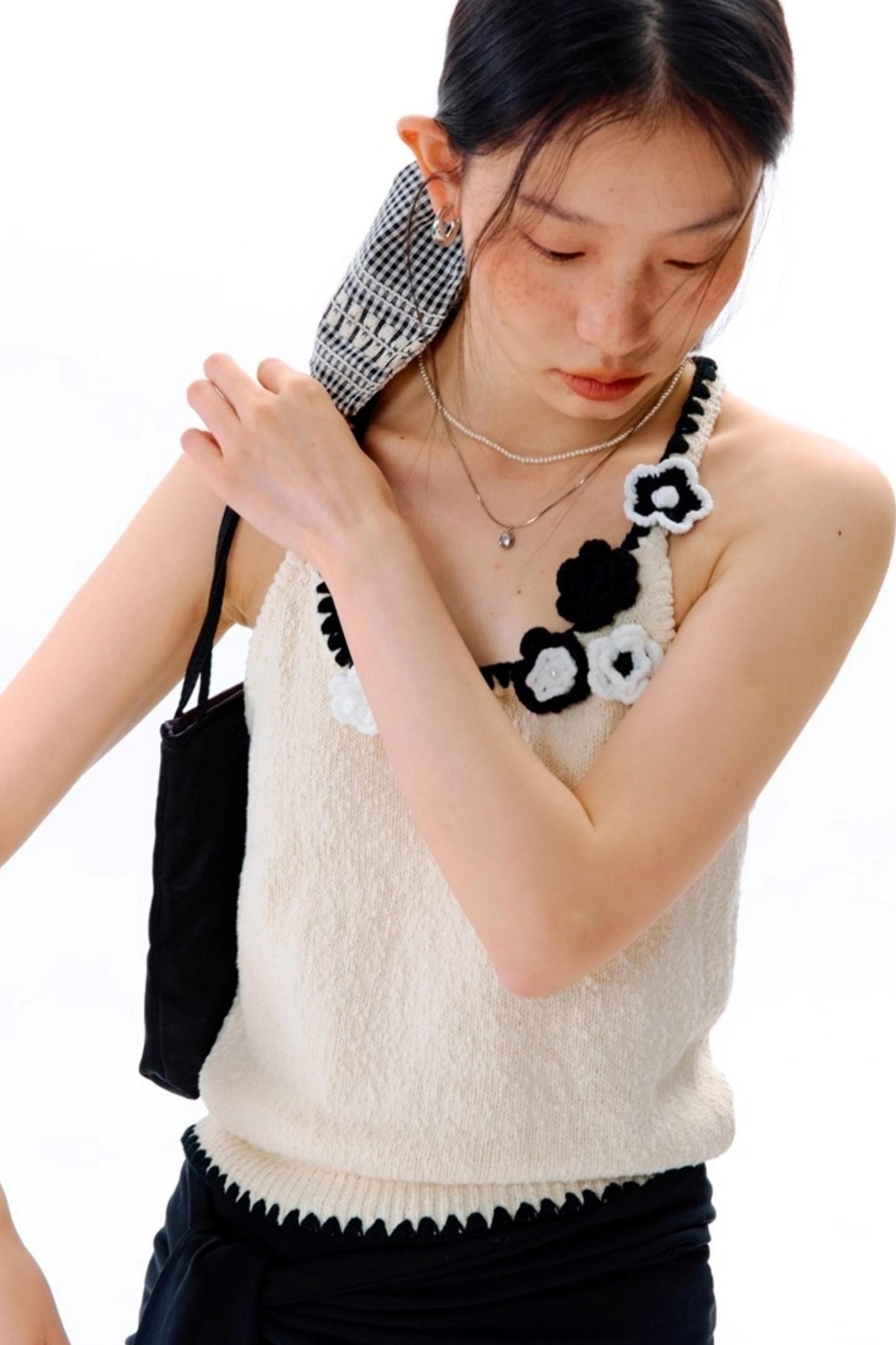 Pounding Stamen Knitted Camisole Top