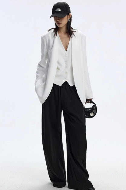 White Collarless V-Neck Loose Suit Set-Up