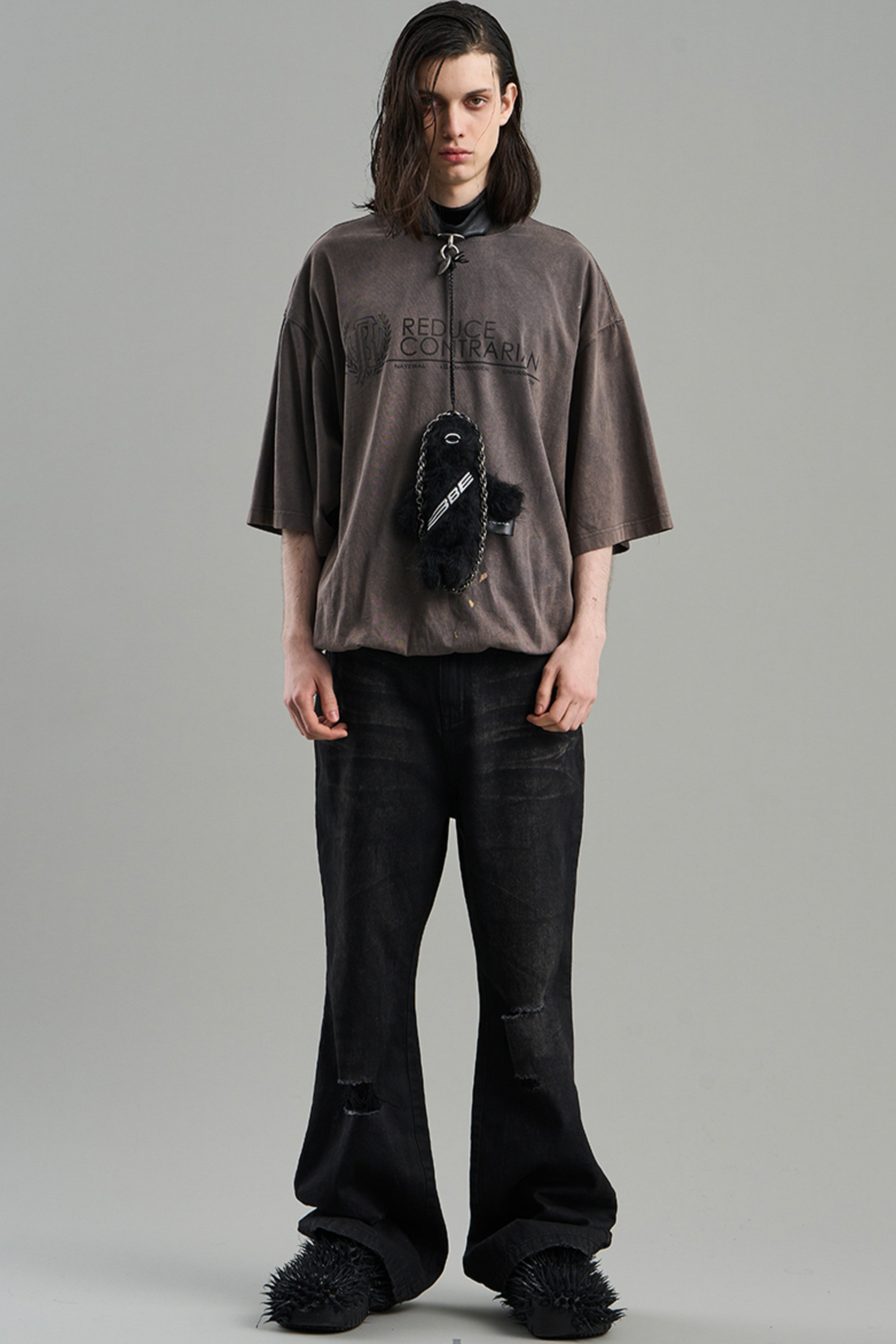 Distressed Denim Rivets Pants