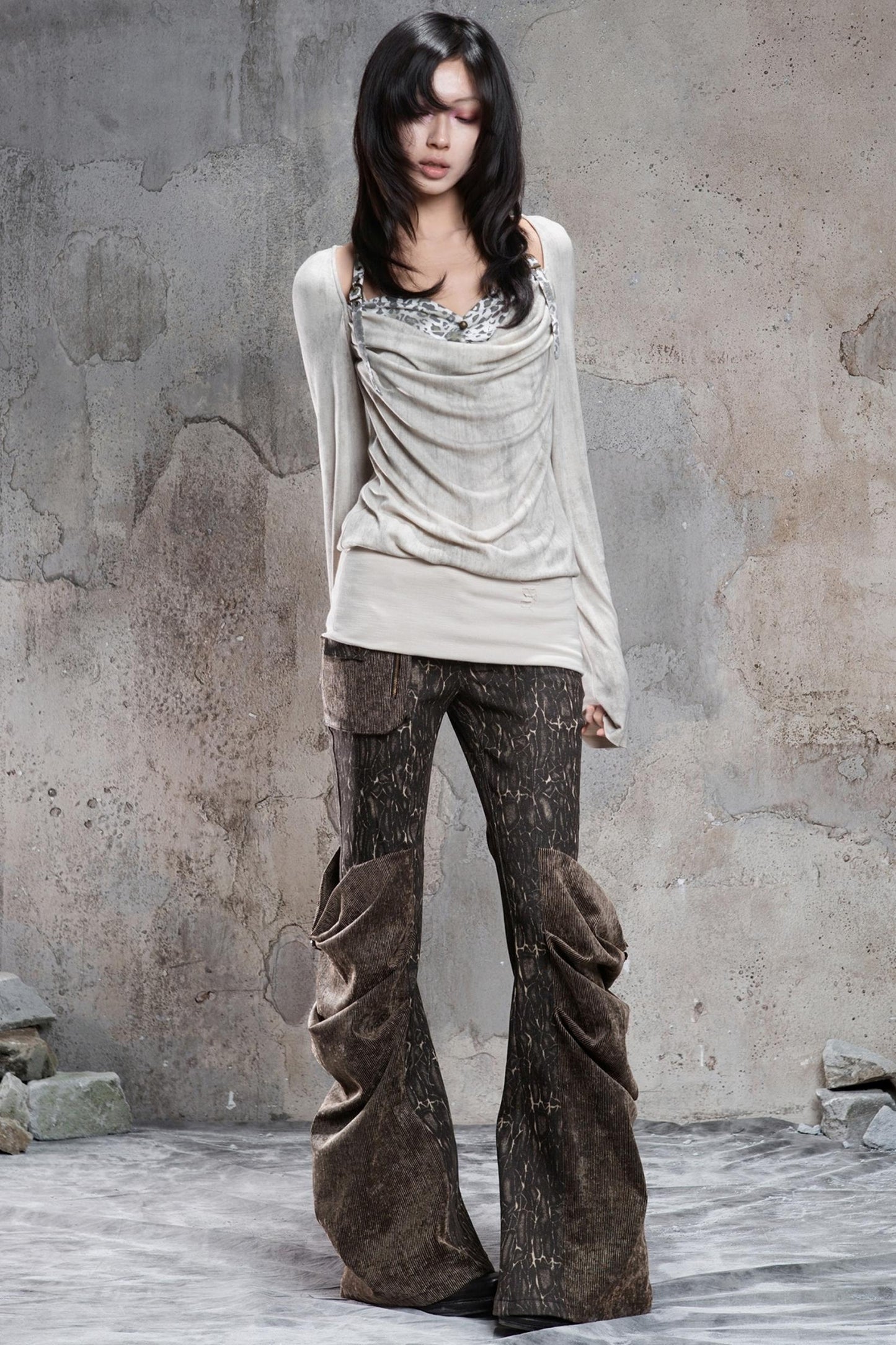 Fake Two-Piece Base Top