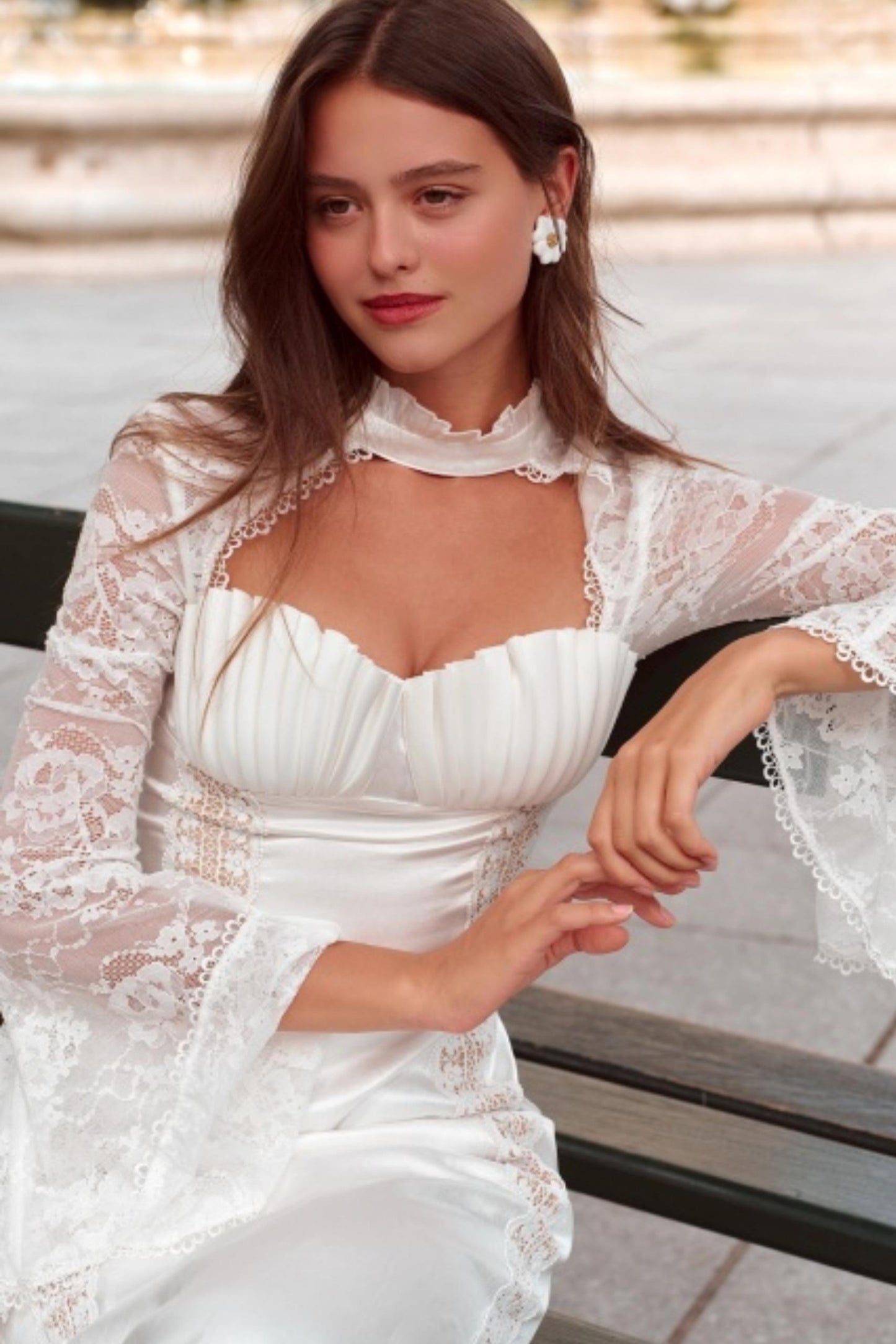 Moonlight Hera Lace Dress