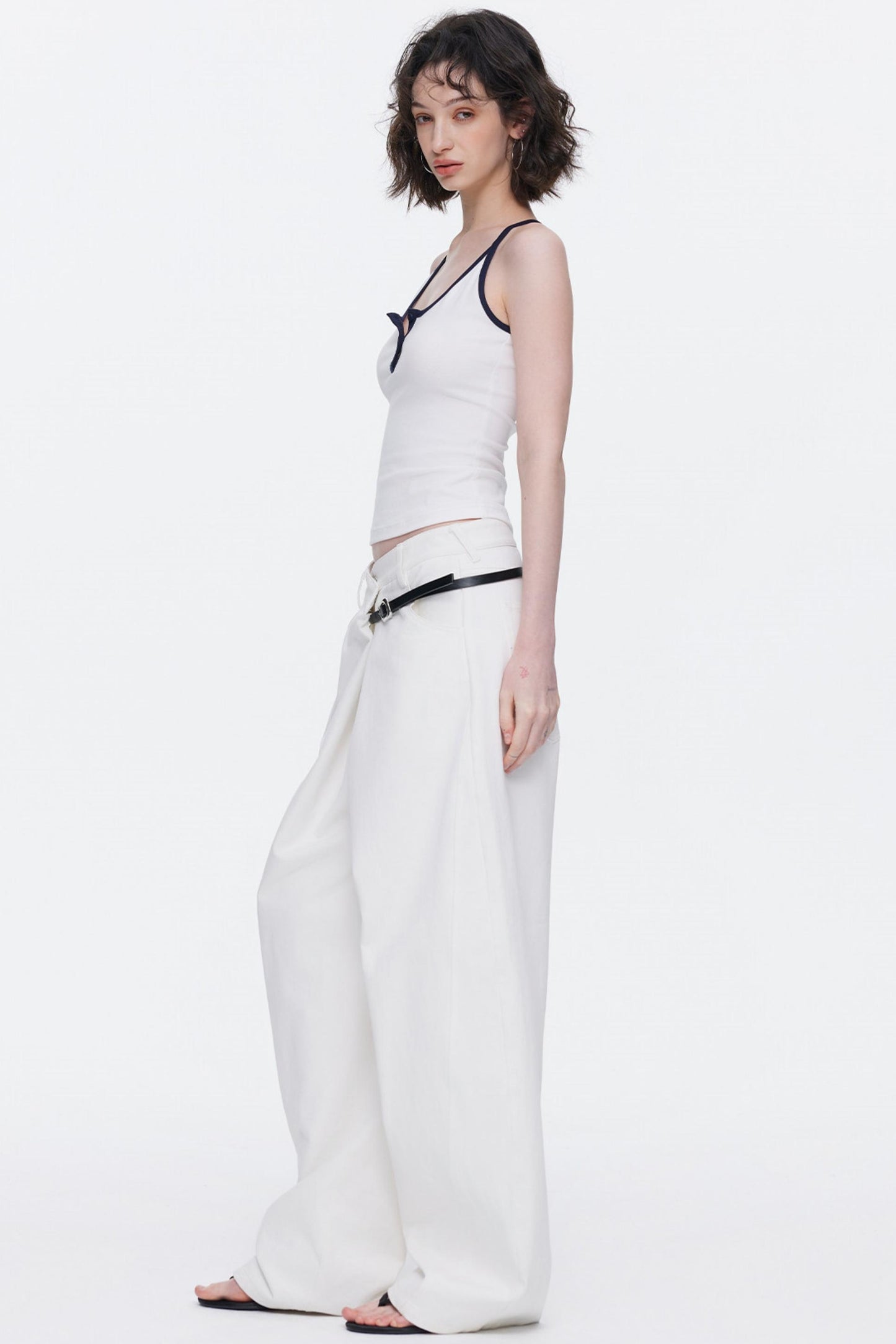 Asymmetrische Taillenjeans