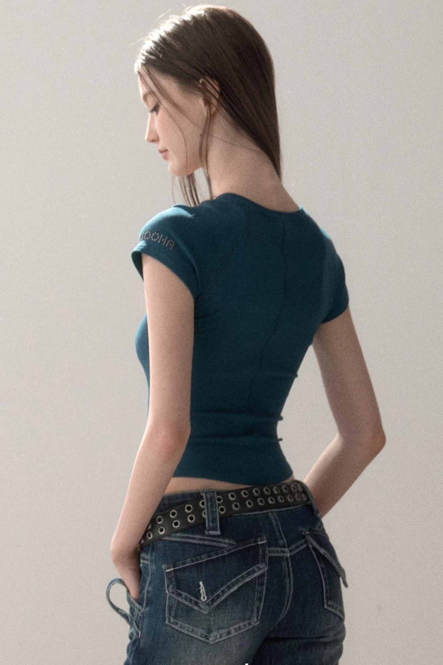 Versatile Slim Raglan T-Shirt