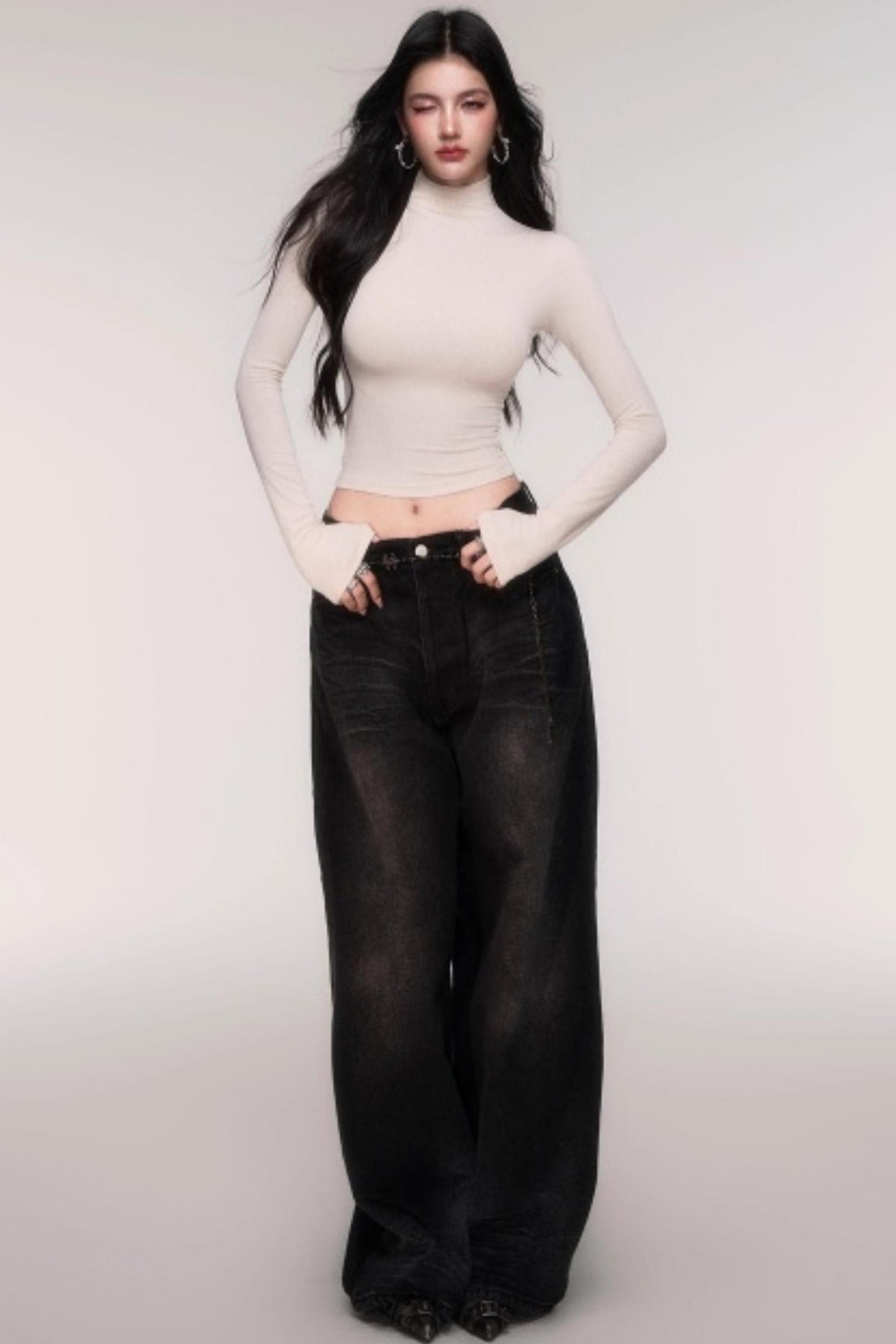 Washed High-Waisted Wide-Leg Jeans