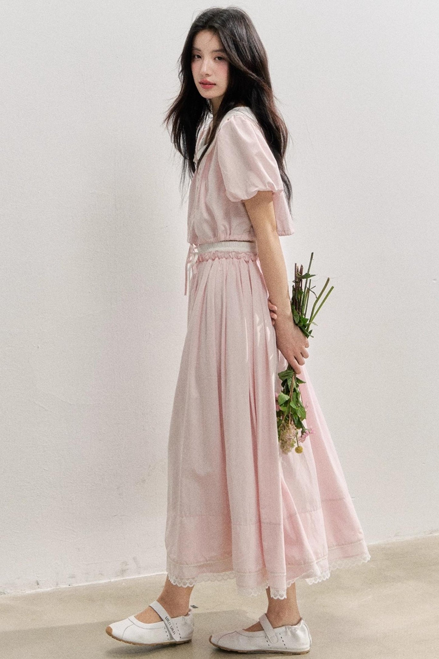 Elegant Tops And Skirt Set-Up
