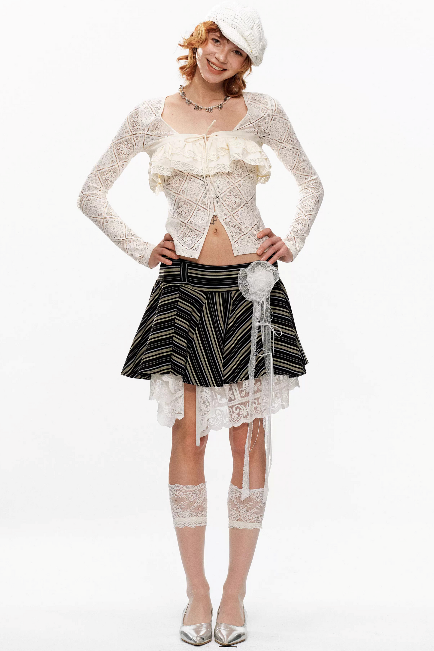 Beige, transparent Strickjacke mit Spitze