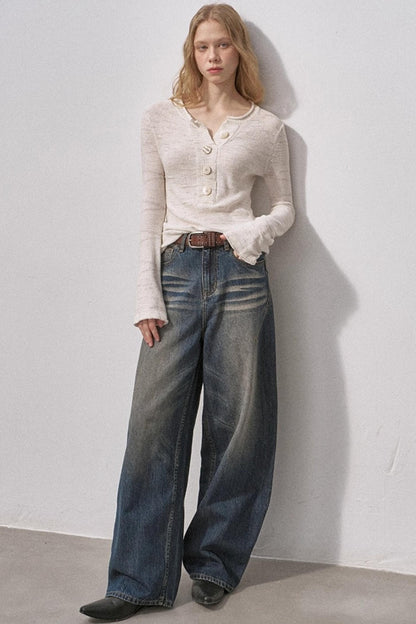Seamless Vintage Distressed Jeans