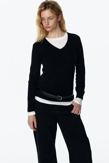 Elegant V-Neck Wool Knit Top