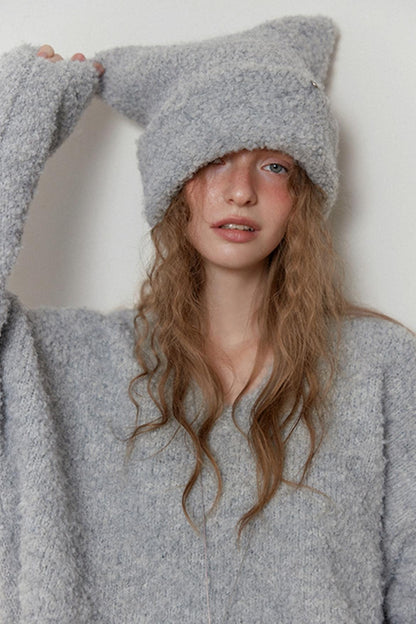 Gray Knit V-Neck Sweater Hat Set