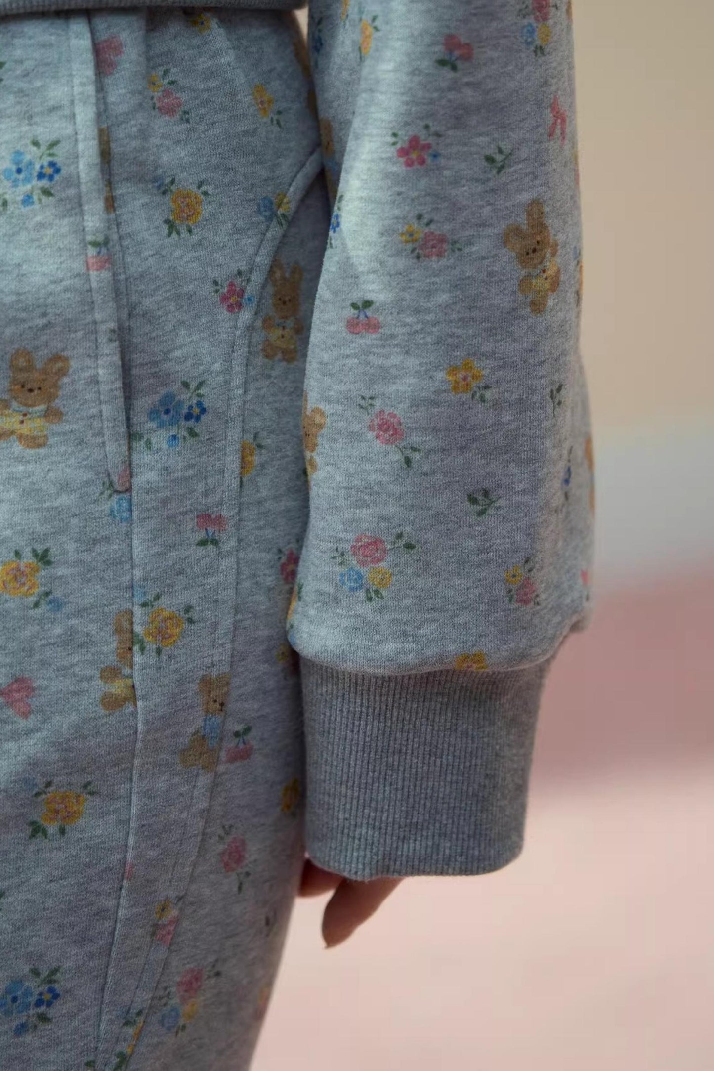 One-Shoulder Sweatshirt Set-Up