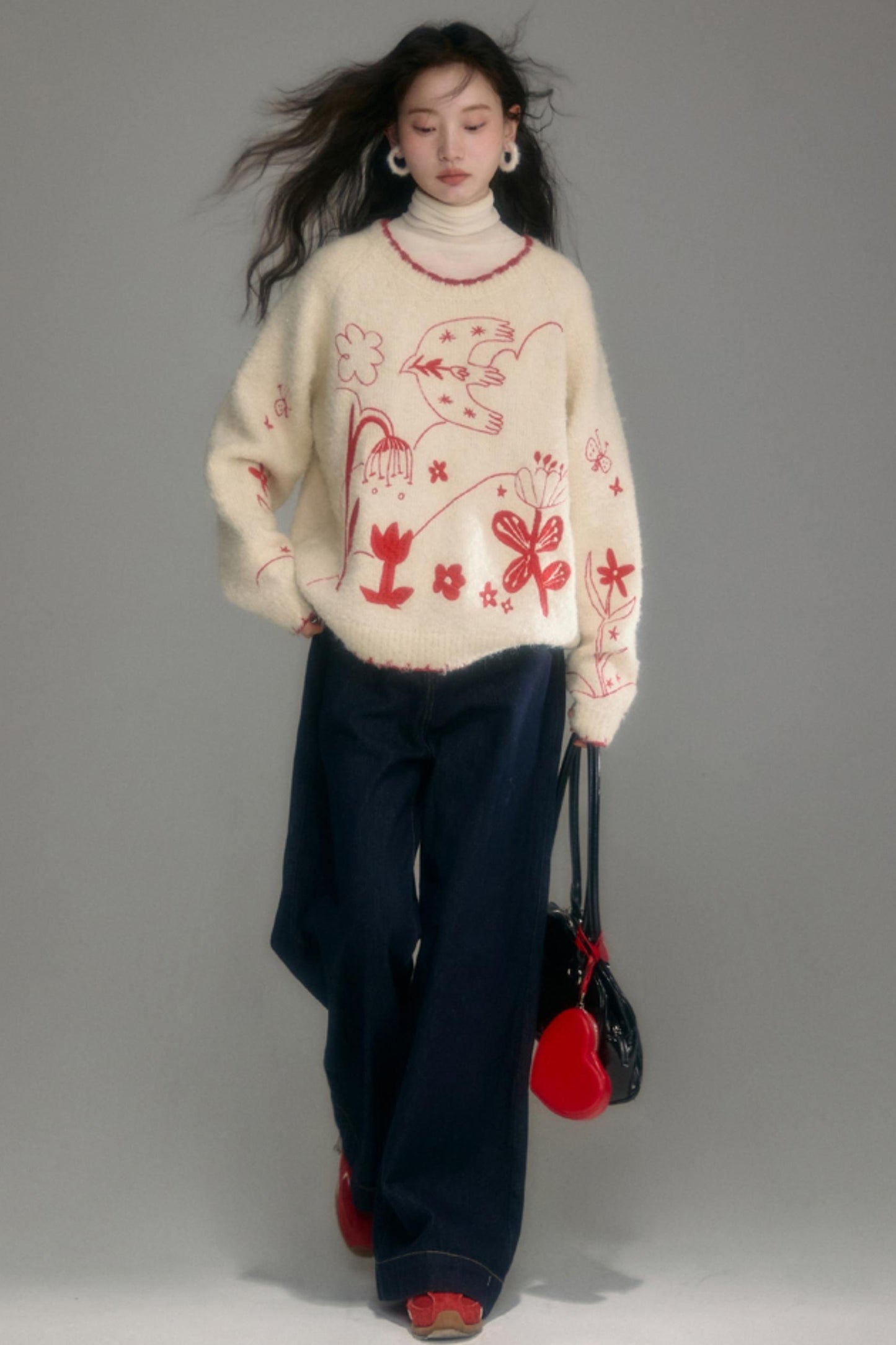 Snowy Field Tulip Embroidery Top