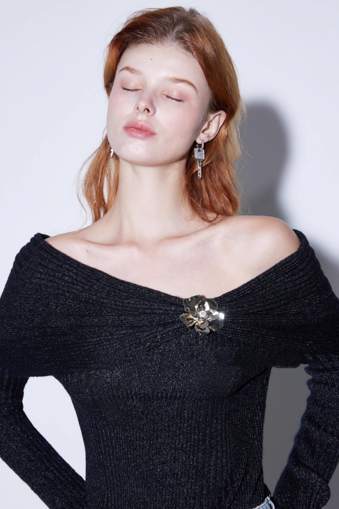 Autumn Wool One-Shoulder Sweater