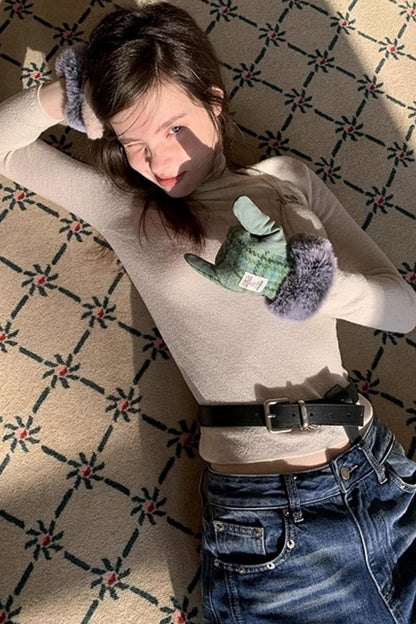 Letter Embroidery Turtleneck Knitwear