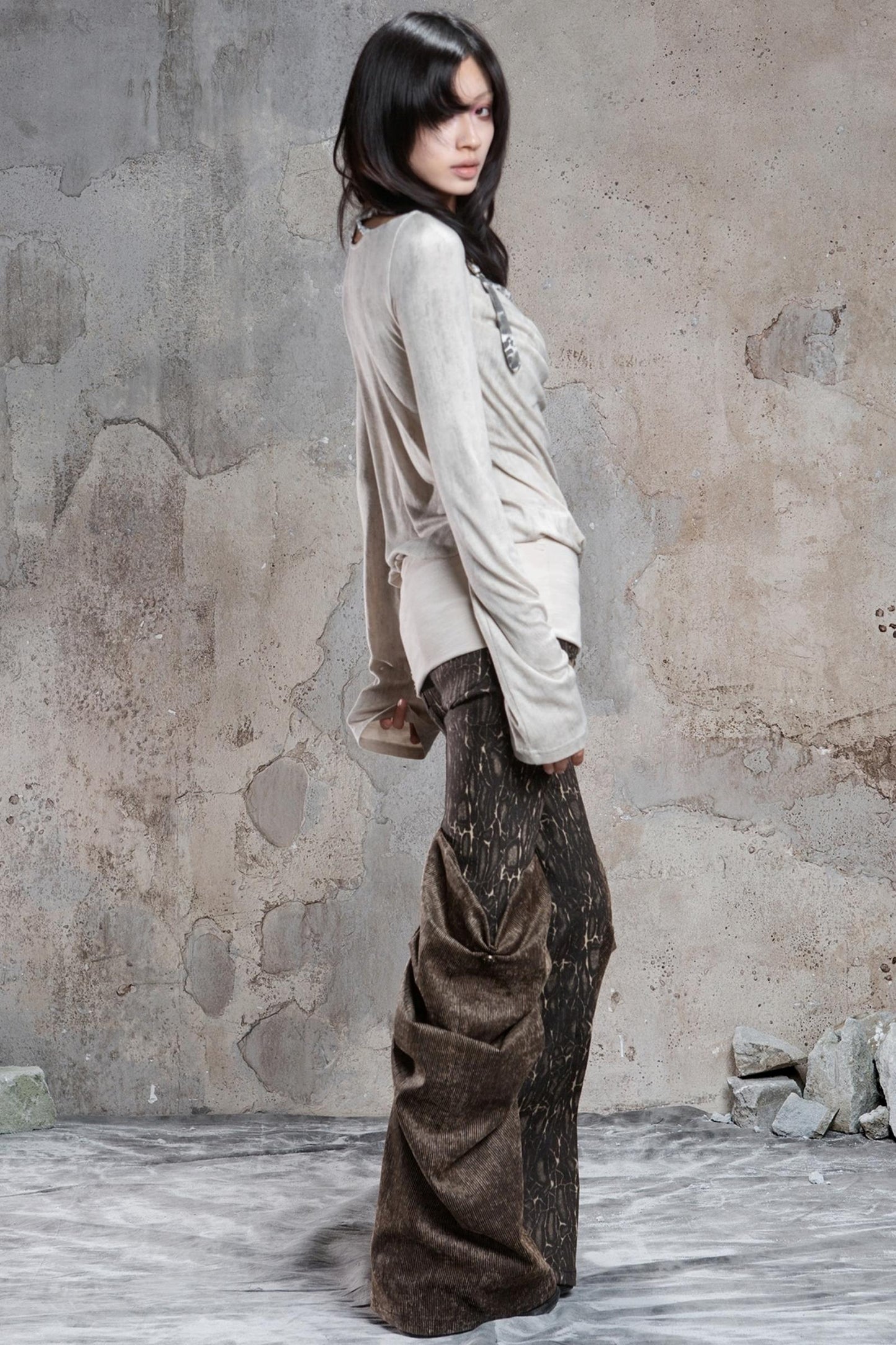 Fake Two-Piece Base Top