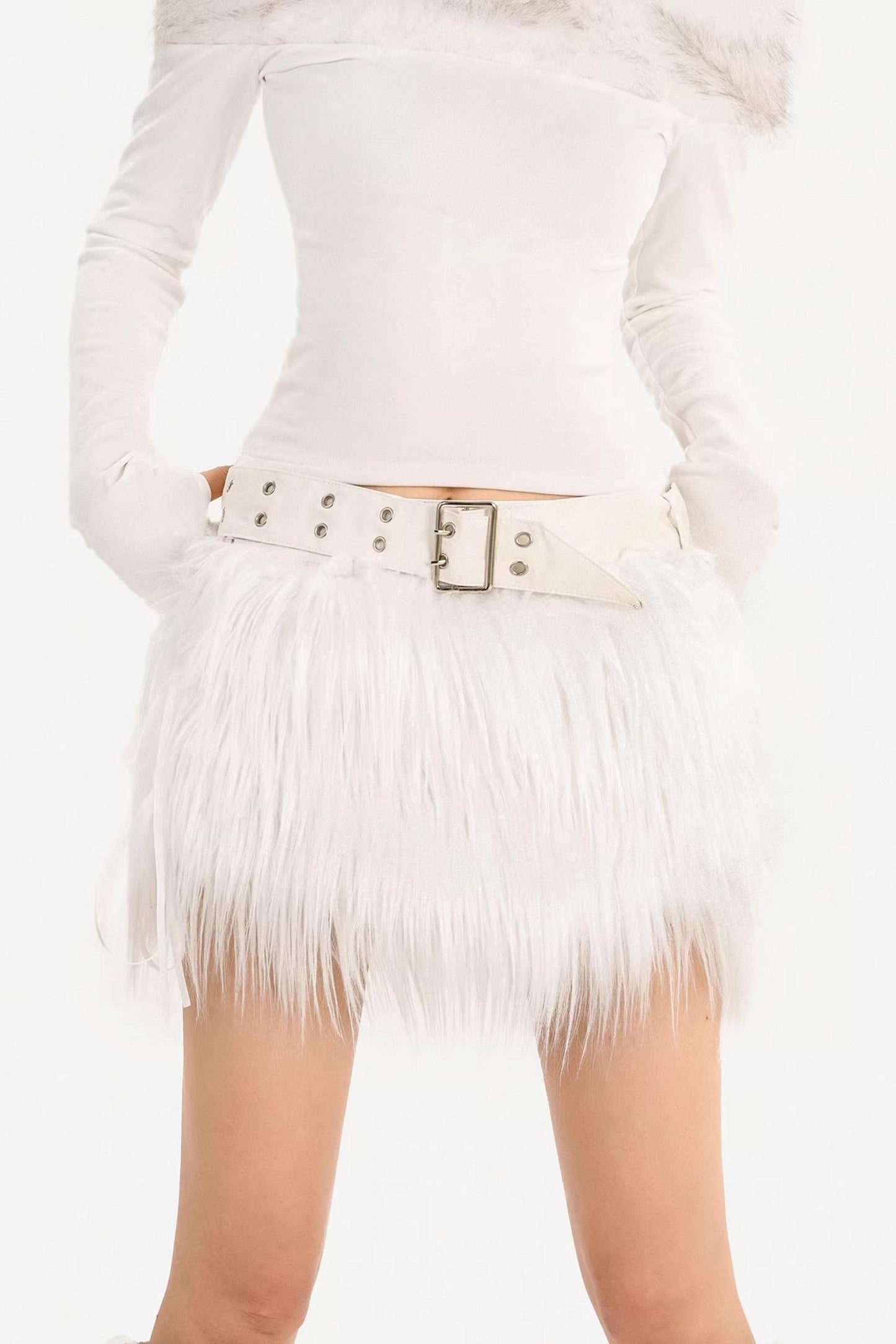 Milk Fur Off-Shoulder Top Set-Up