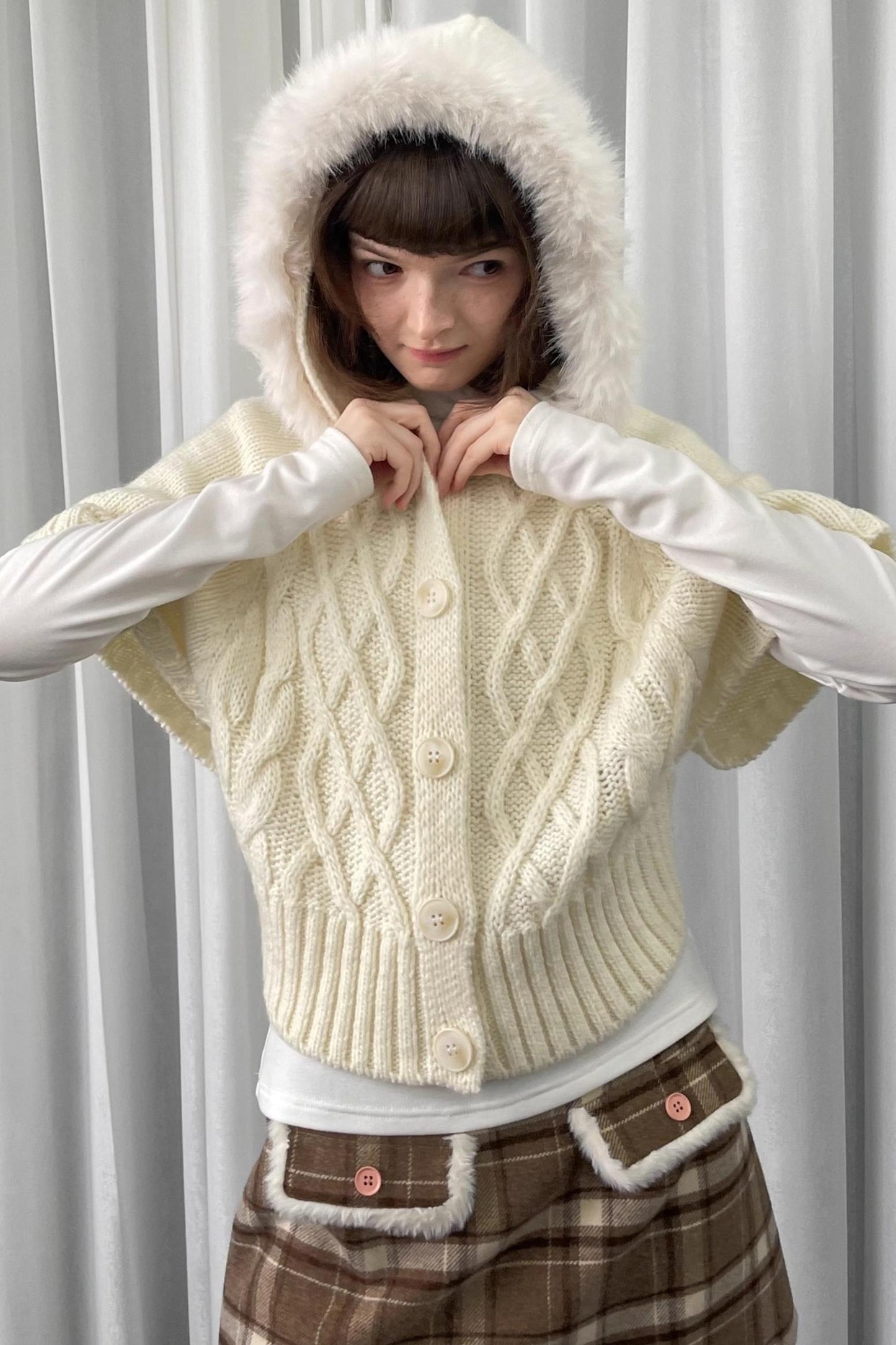 Off-White Fur Collar Knit Sweater Jacket