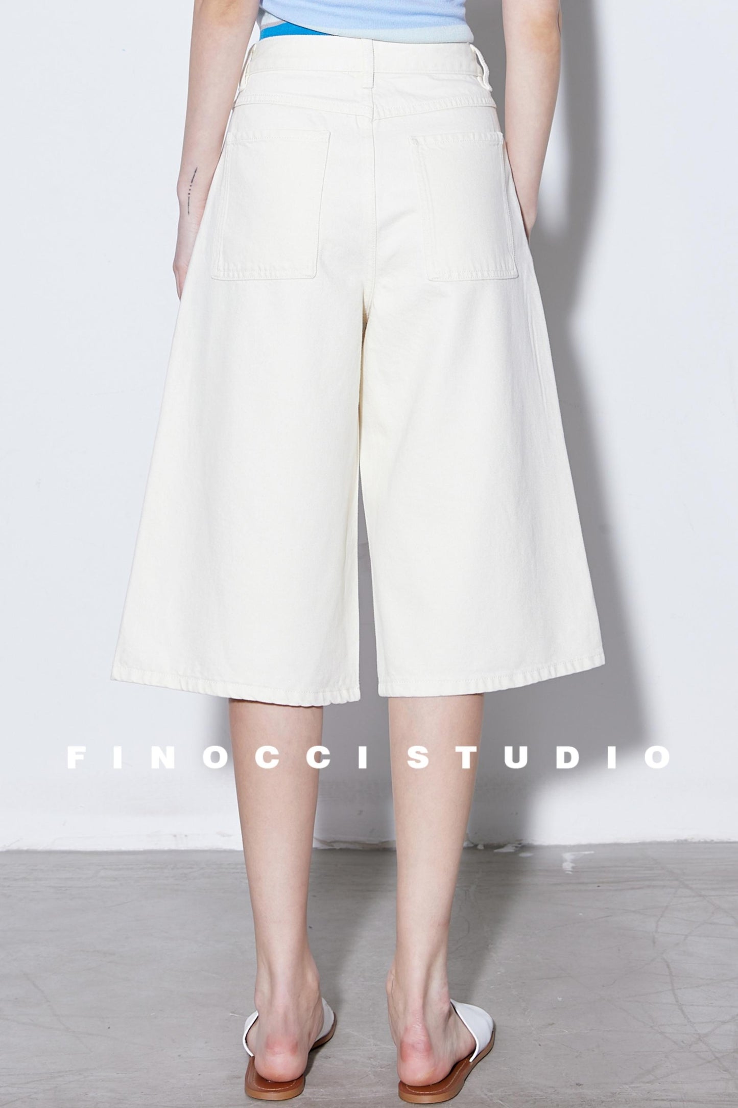 Relaxed Cotton Wide-Leg Denim Shorts