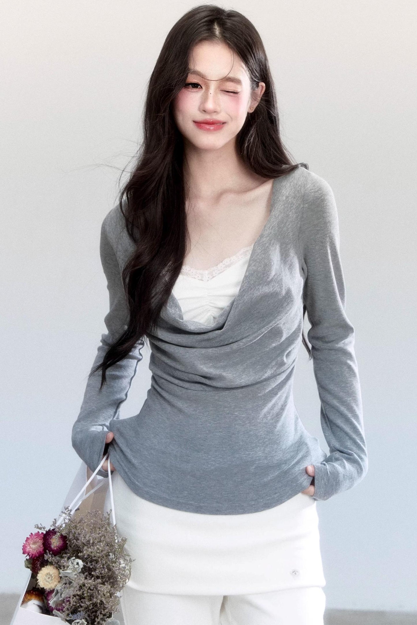 Gray Flower Swing Knitwear