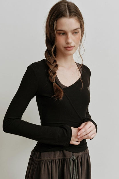Embroidered Long-Sleeved Knitwear Top