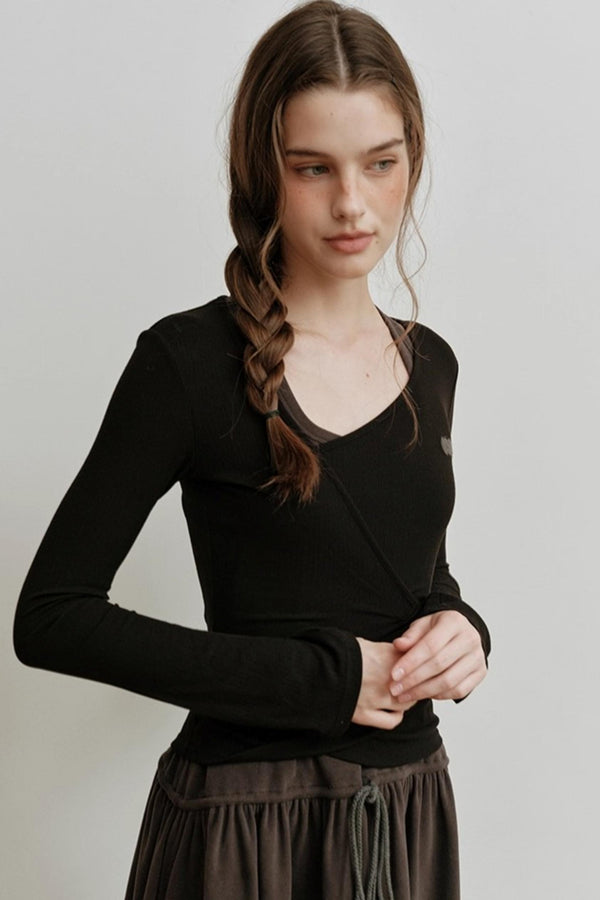 Embroidered Long-Sleeved Knitwear Top