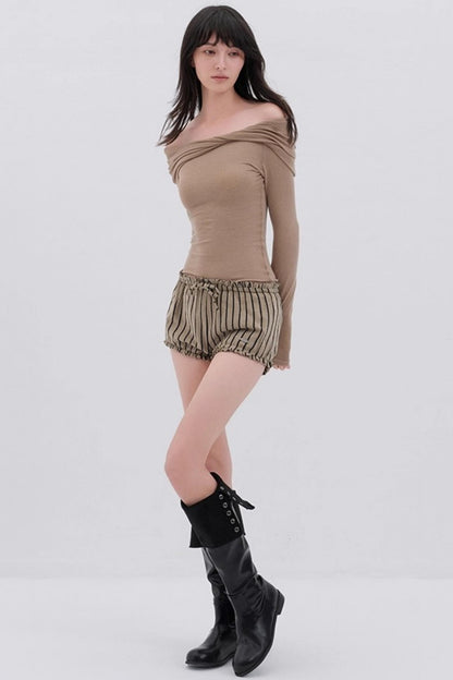 Romantic One-Shoulder Top