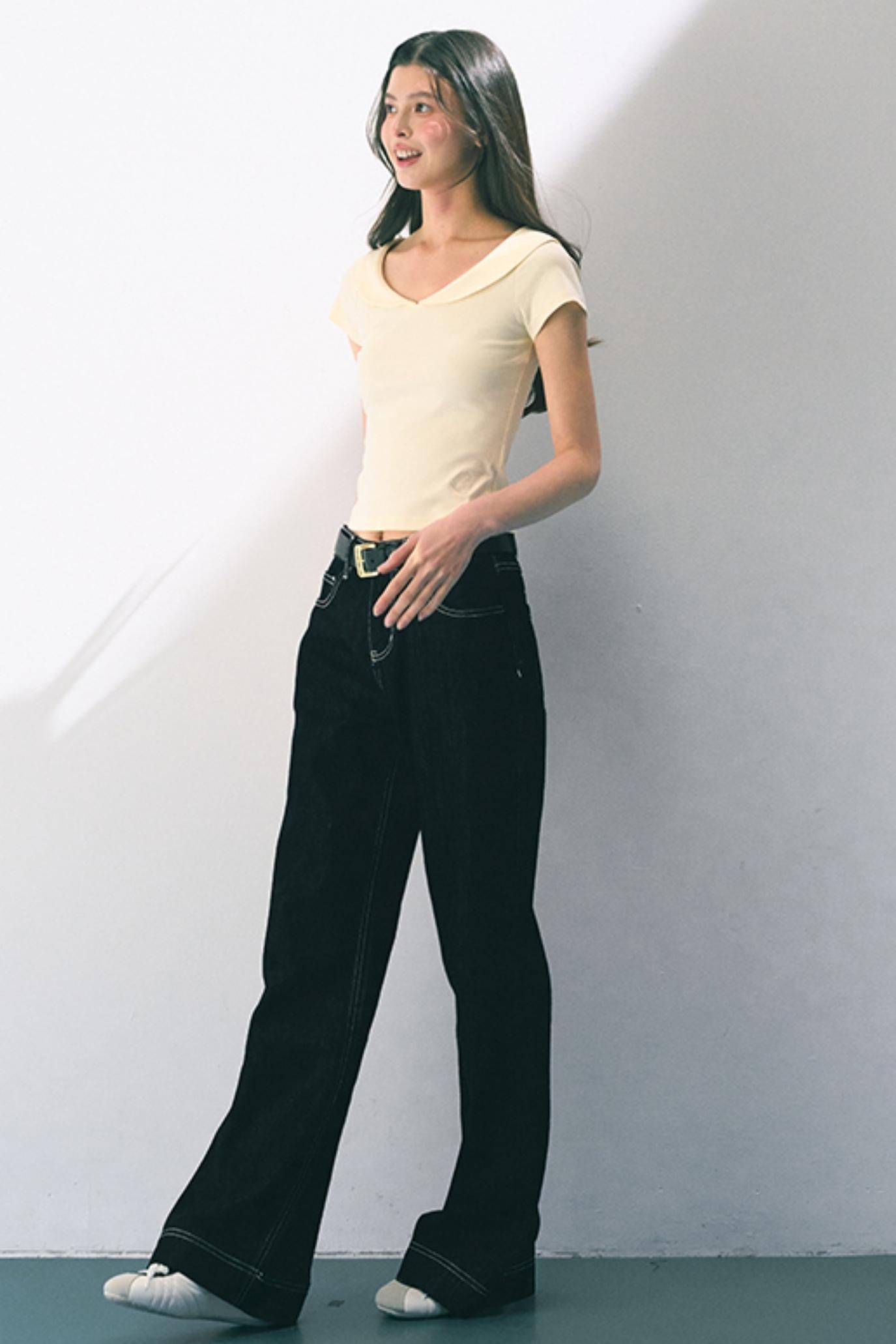 Minimalist Knit Slim Fit Top