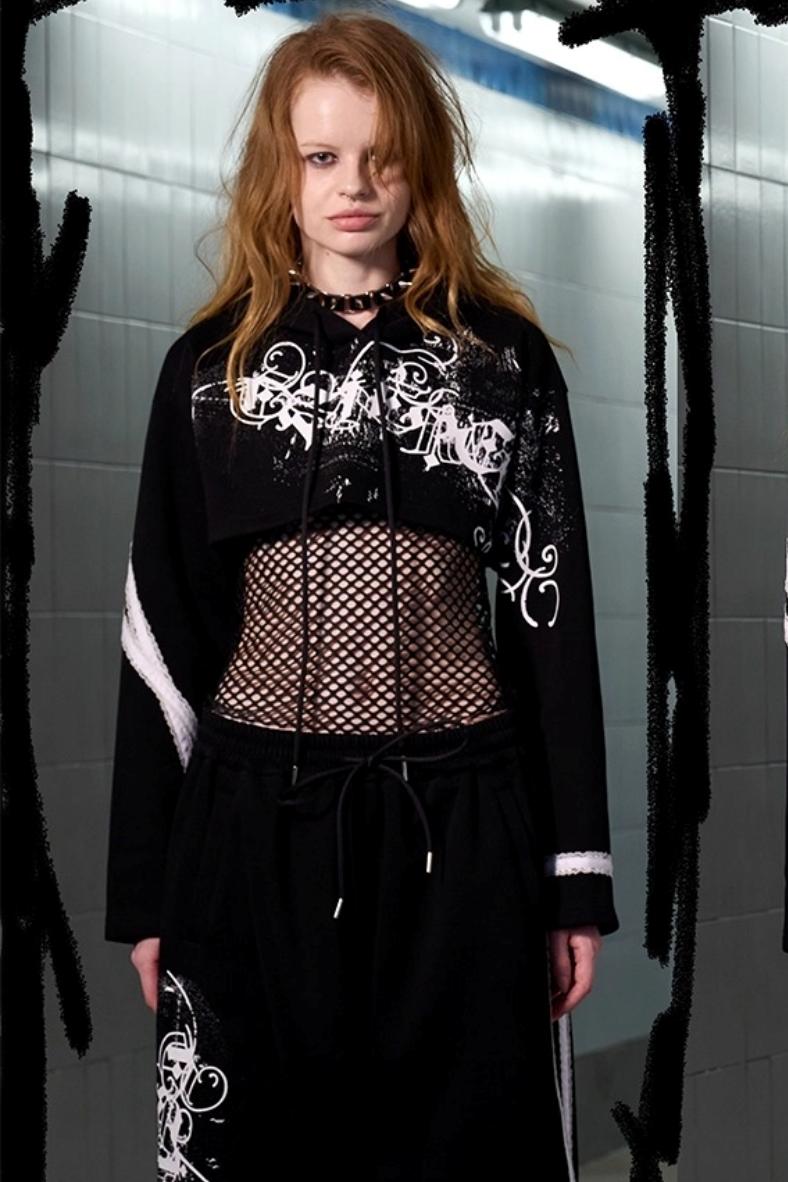 Lacquer Printed Sweatshirt