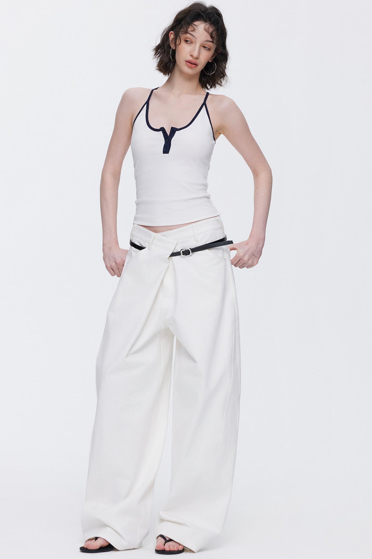 Asymmetrische Taillenjeans