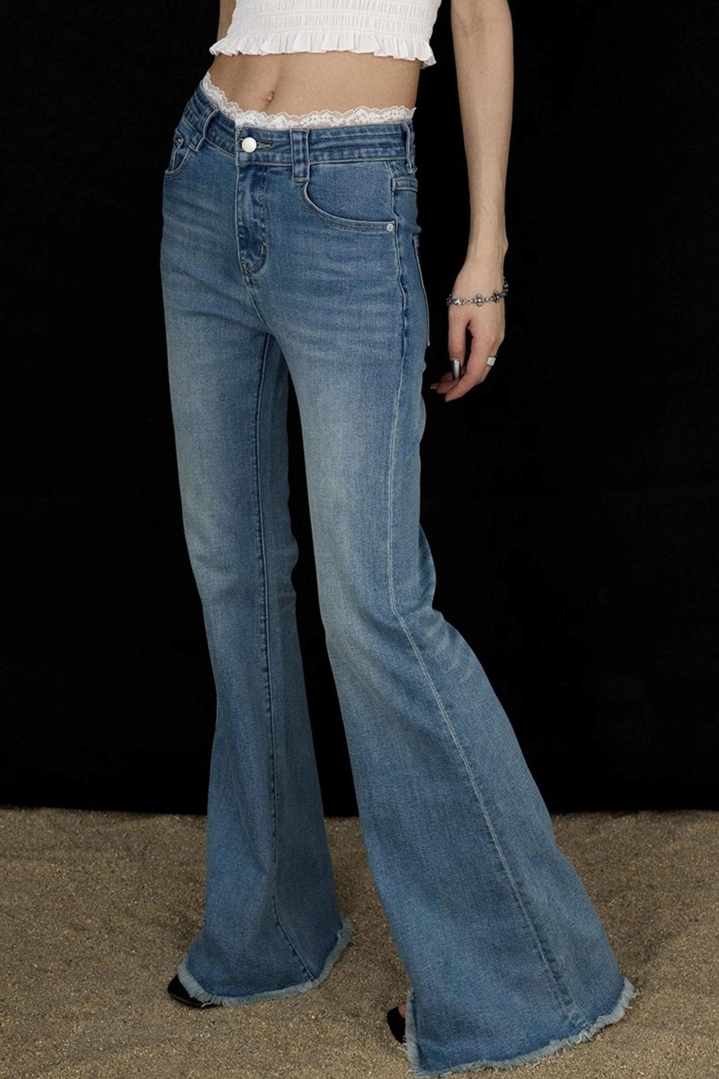 Slim Flared Jeans