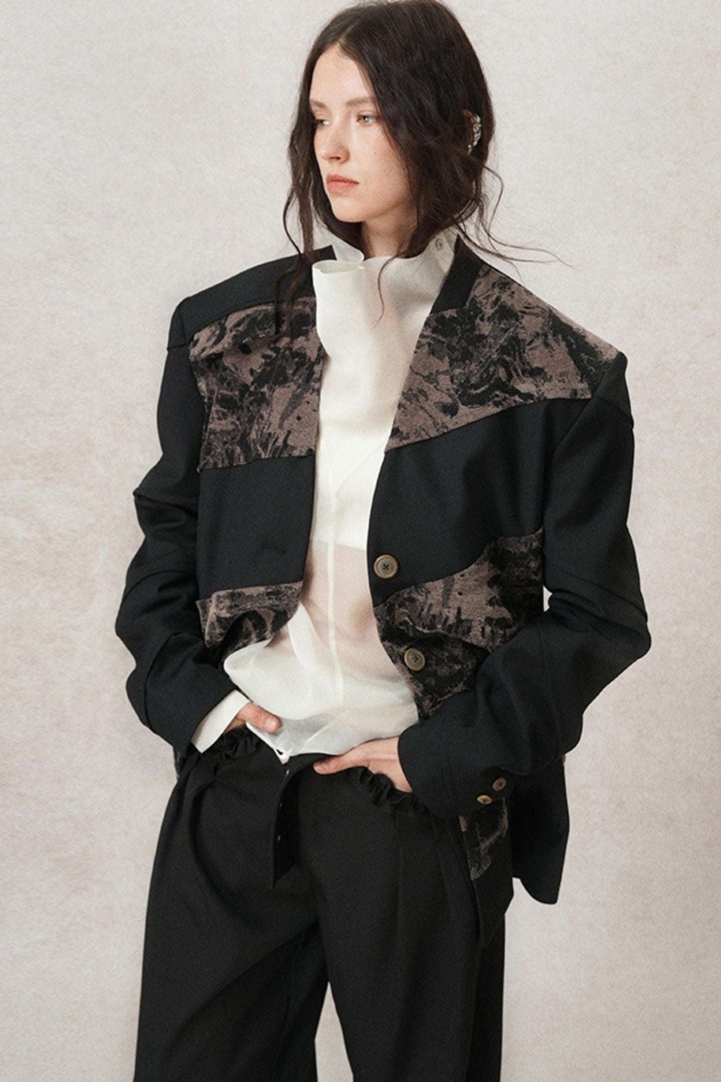 Velvet Panel V-neck Coat With Scarf Set-Up