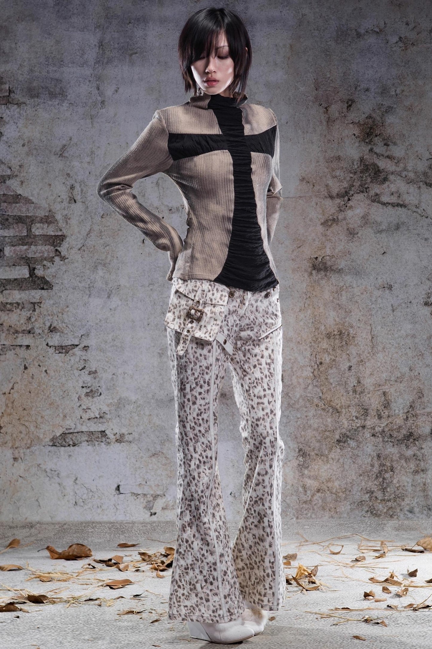 Vintage Leopard Print Flared Pants
