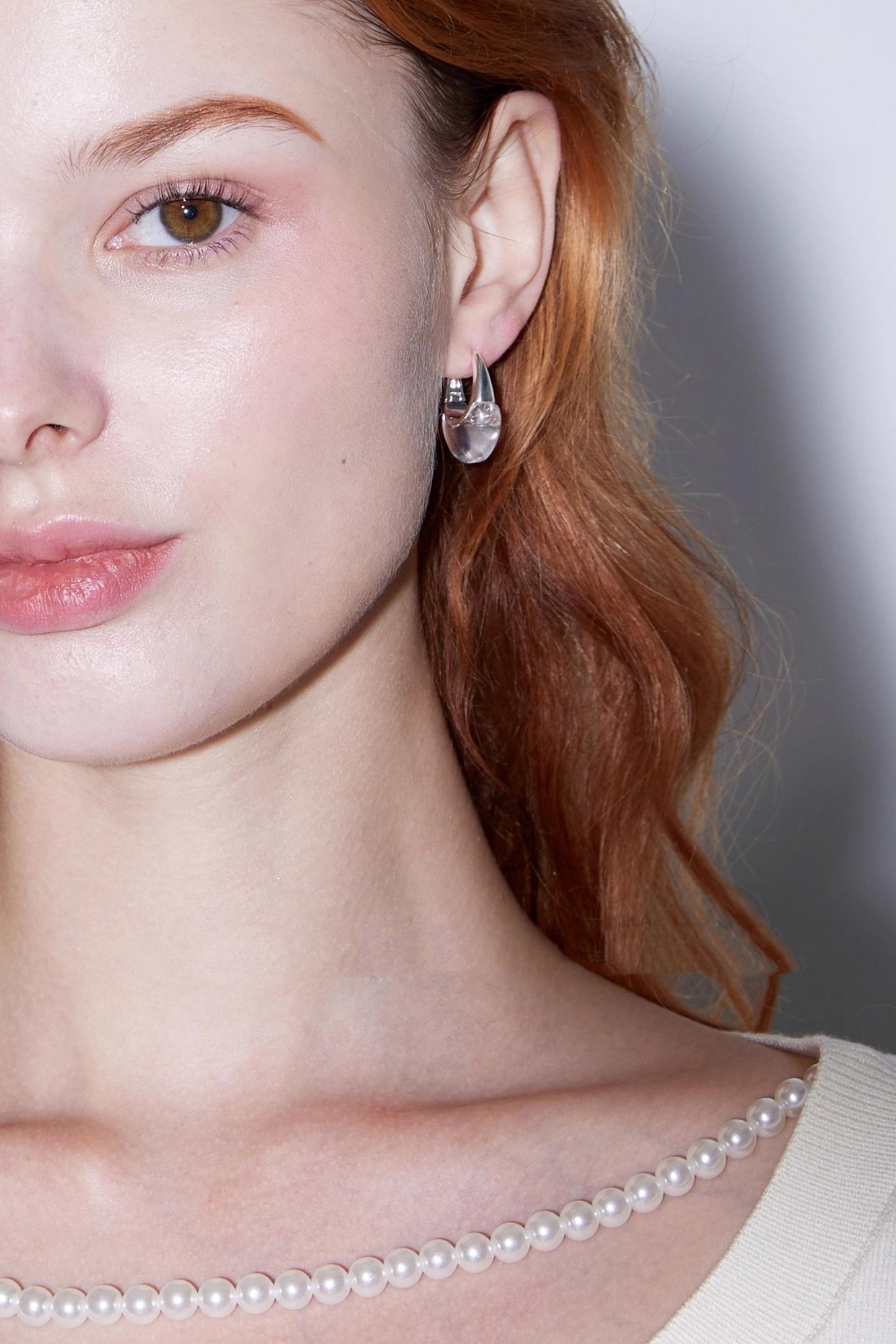 Moonlight White Earrings