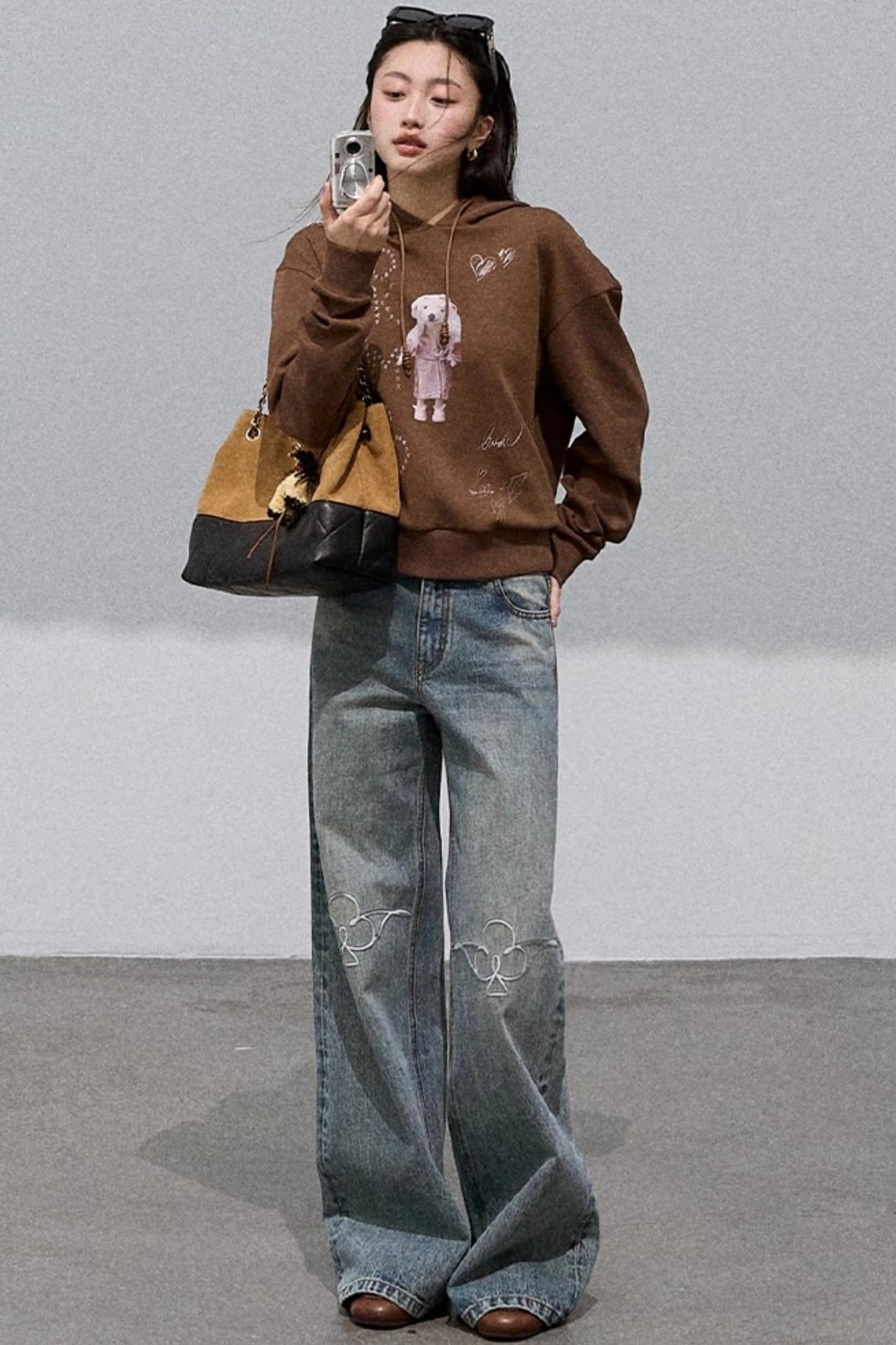 Laser-Cut Flower Vintage Wide-Leg Jeans