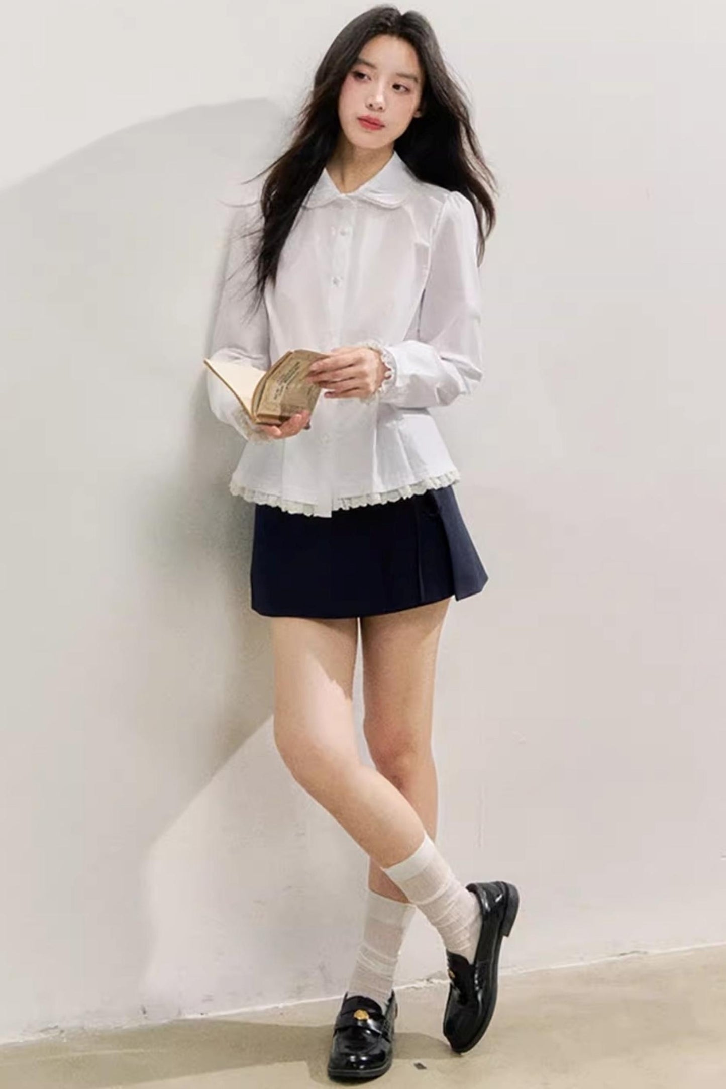 레이어링 아트 화이트 긴팔 셔츠