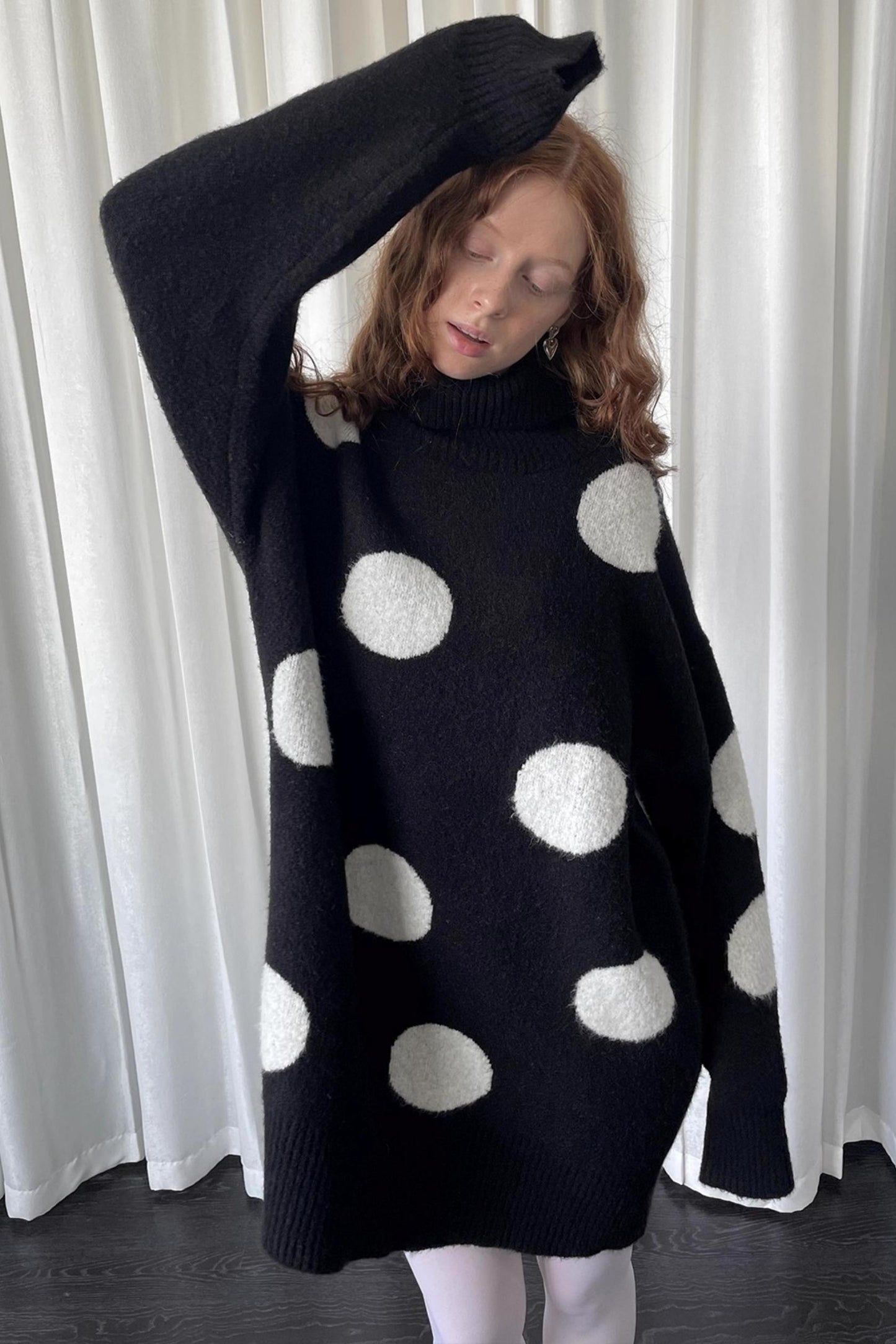 Lazy Pile Collar Sweater