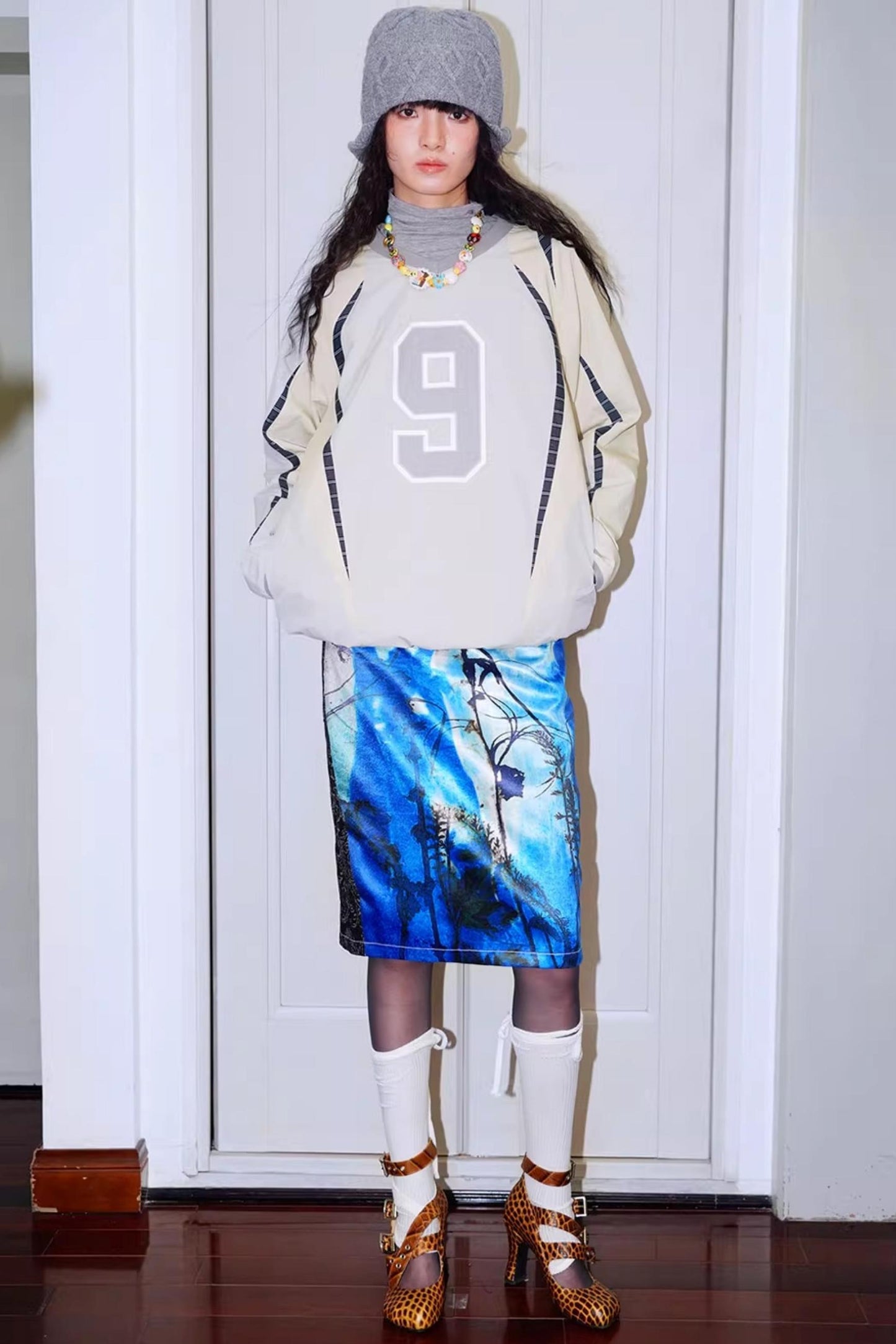 Autumn Retro Long-Sleeved Sweatshirt