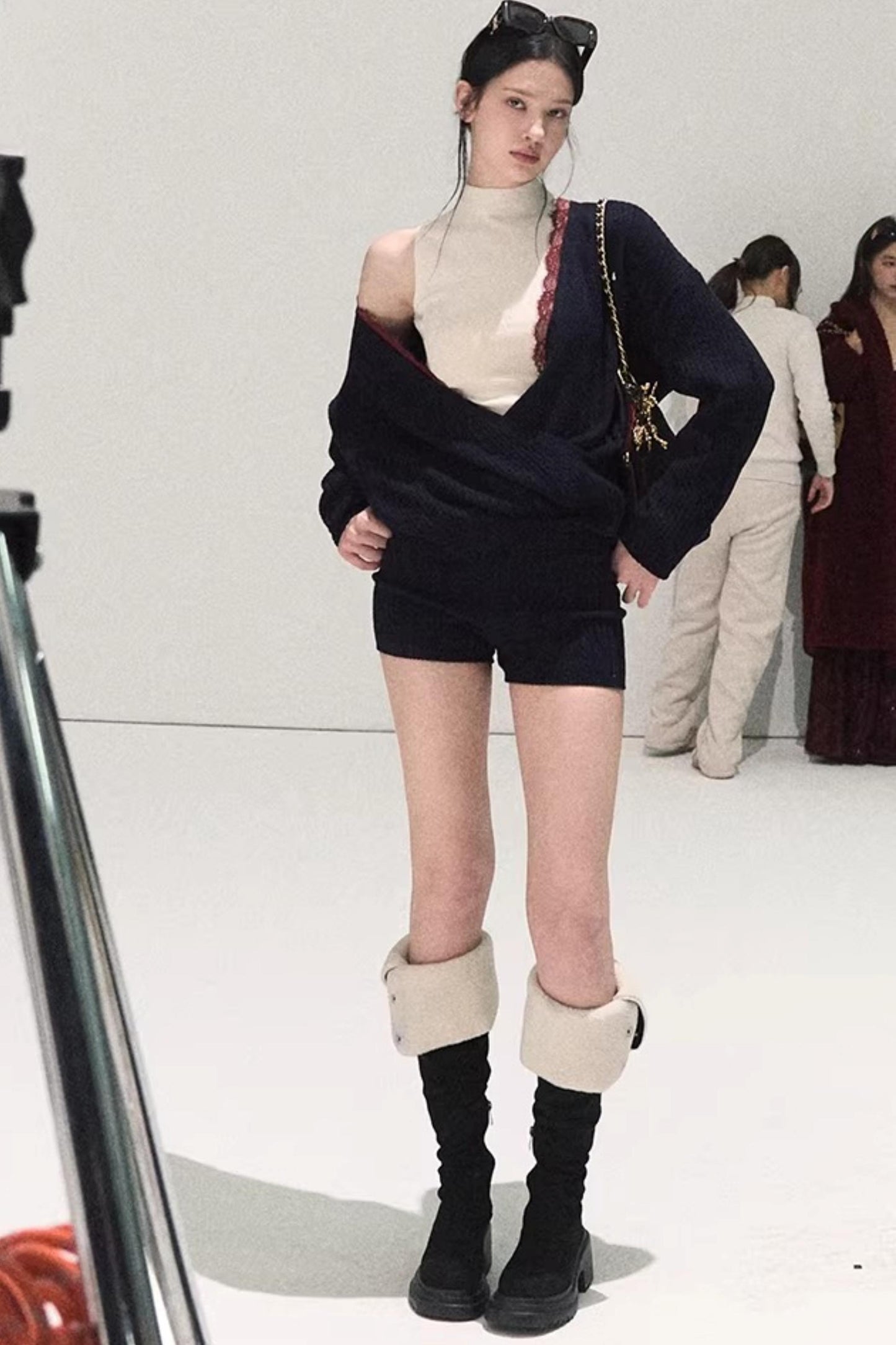 Silk-Gloss Wool Lace Sweater Set-Up