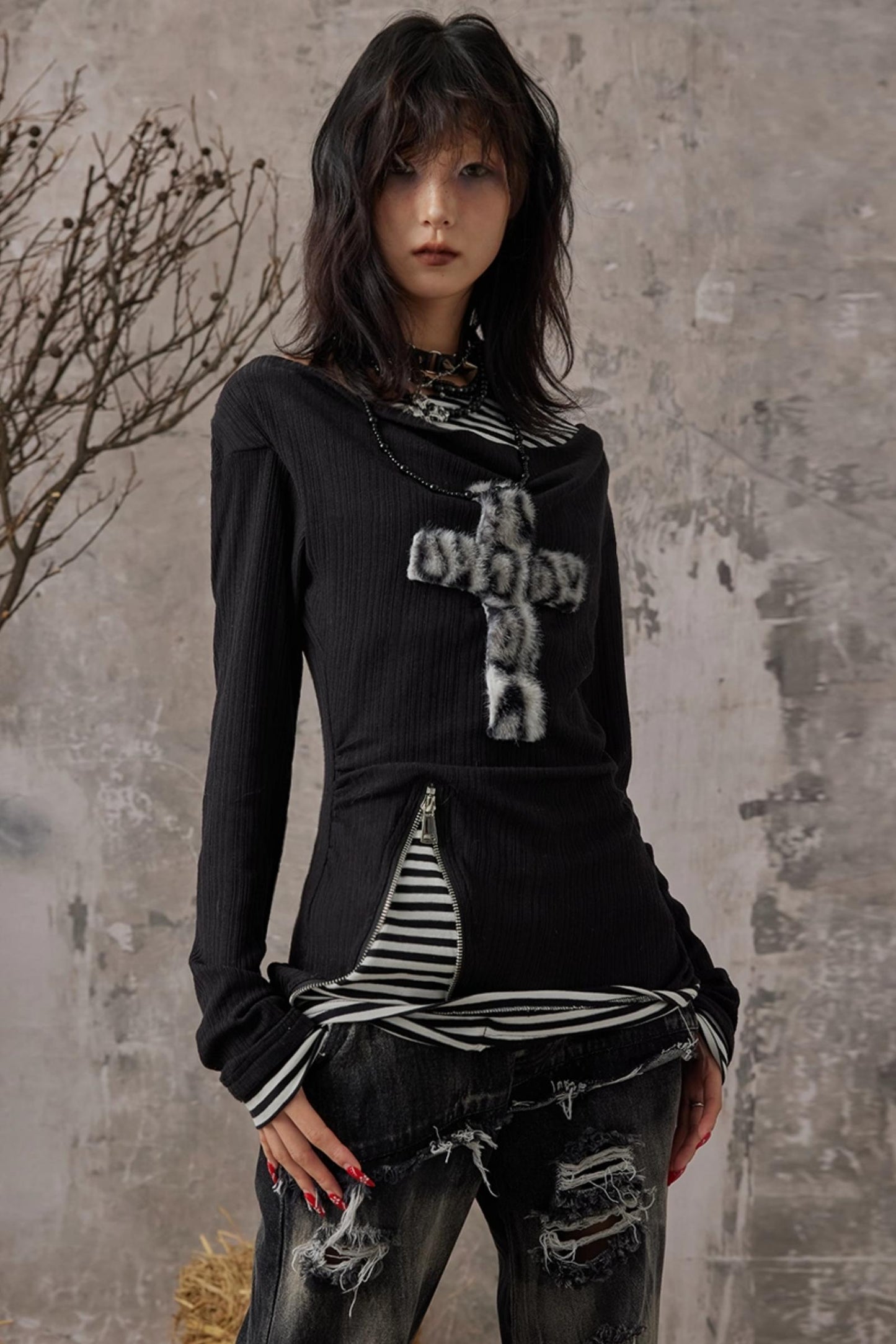 Swing Neck Knit Layer Top