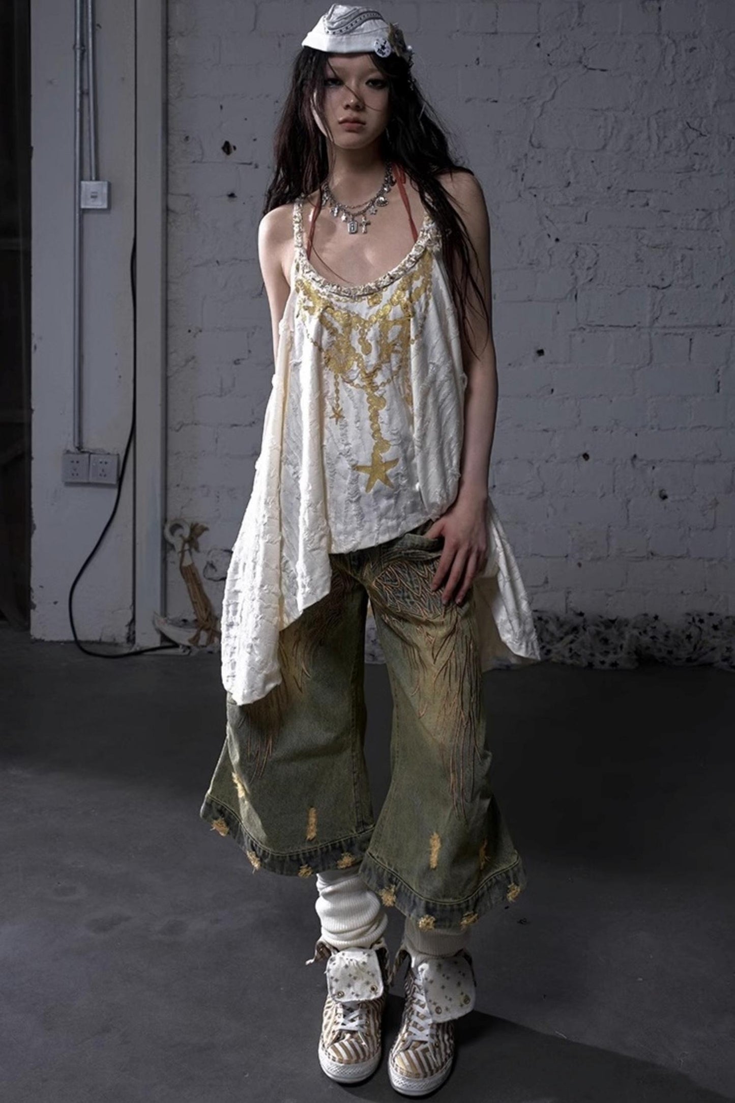 Hippie Star Foil Loose Strap Vest